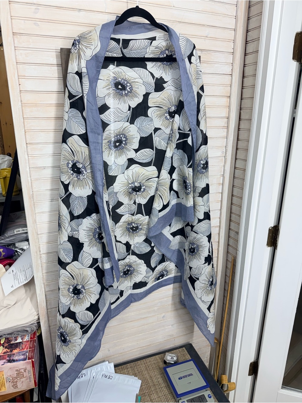 Vera Bradley Black Cream Blue Cotton Floral Wrap Scarf